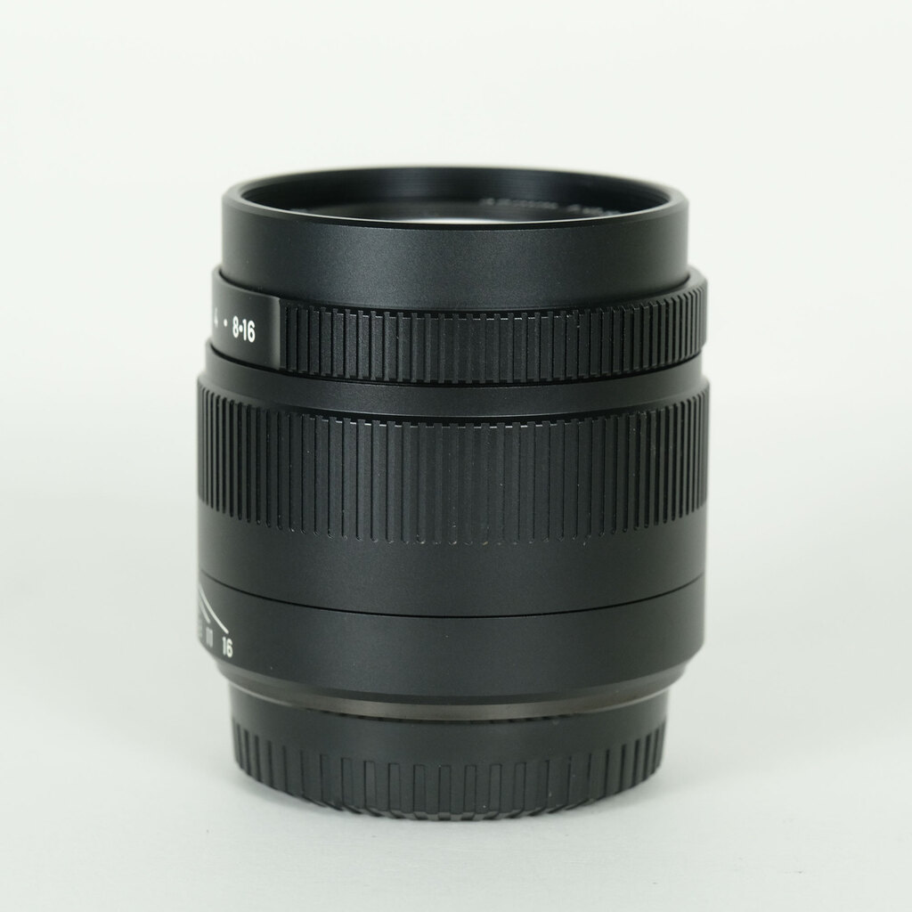 七工匠 7Artisans 35mm F0.95 (フジフイルムX用) ブラックの出品 | ONE