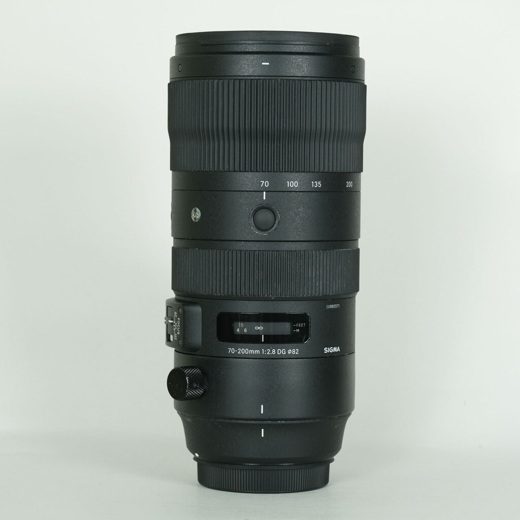 SIGMA 70-200mm F2.8 DG OS HSM�bSports [�L���m���p]