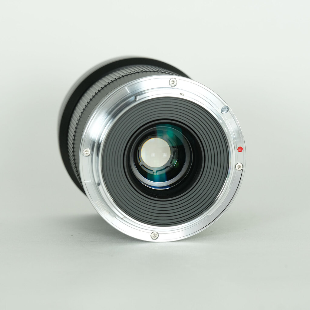 銘匠光学 TTArtisan 11mm F2.8 Fisheye (キヤノンRF用)
