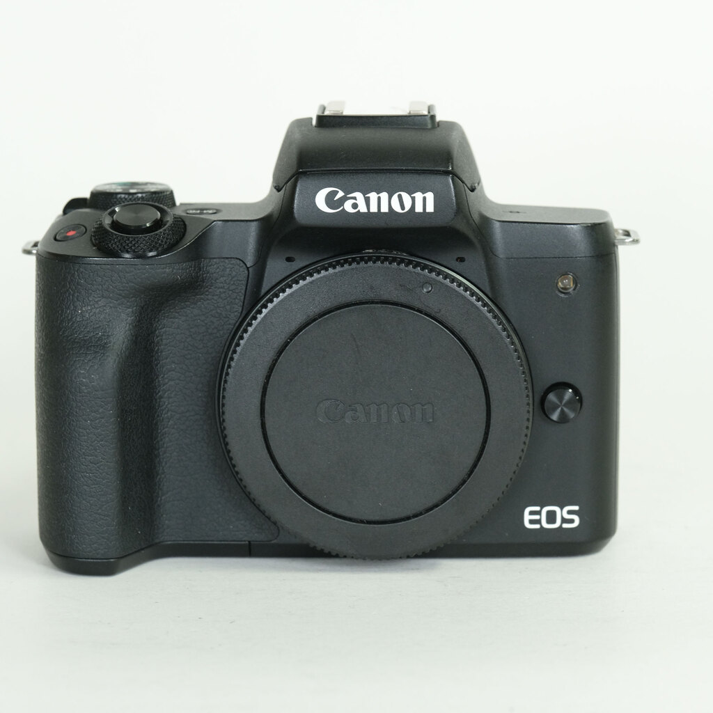 Canon EOS Kiss M Canon EOS Kiss M