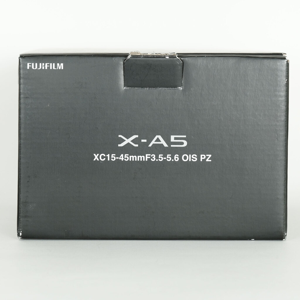 FUJIFILM X-A5 ボディ ブラウン