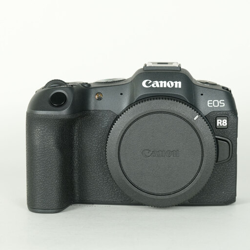 Canon EOS R8 Canon EOS R8