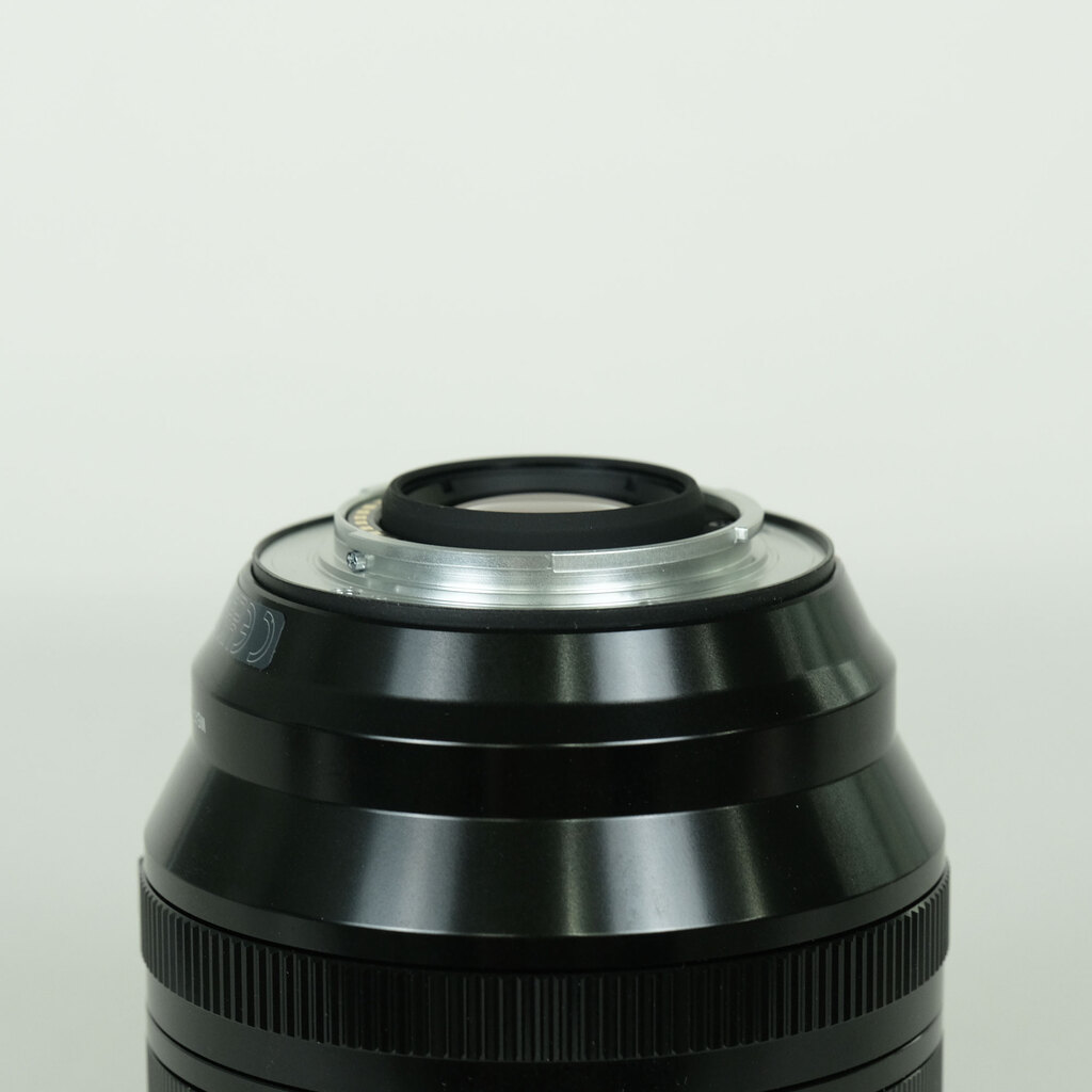 FUJIFILM XF56mmF1.2 R WRの出品 | ONE SCENE（ワンシーン）