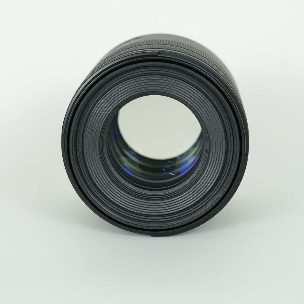 Canon RF85mm F2 MACRO IS STMの出品 | ONE SCENE（ワンシーン）