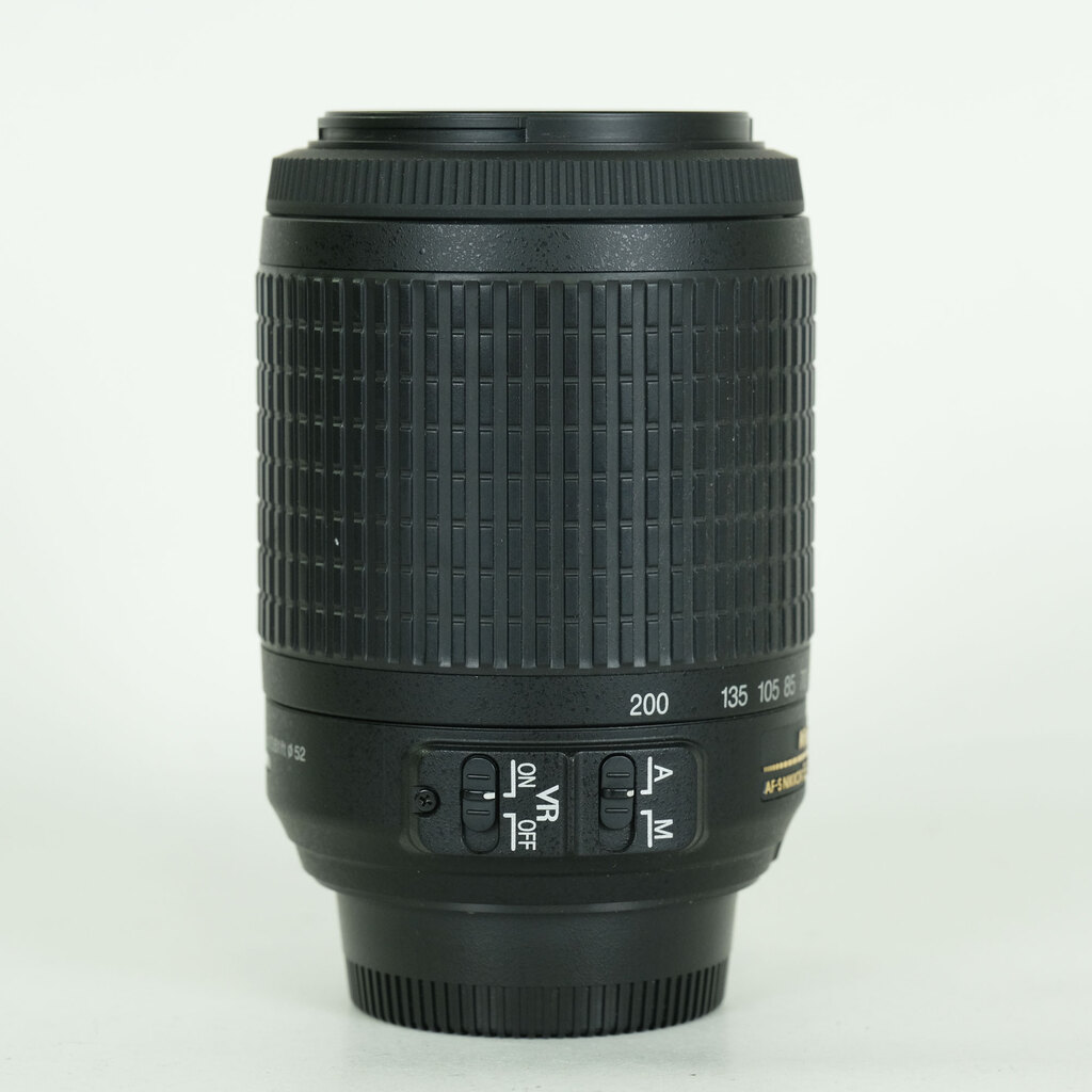 Nikon AF-S DX VR Zoom-Nikkor 55-200mm F4-5.6G IF-ED