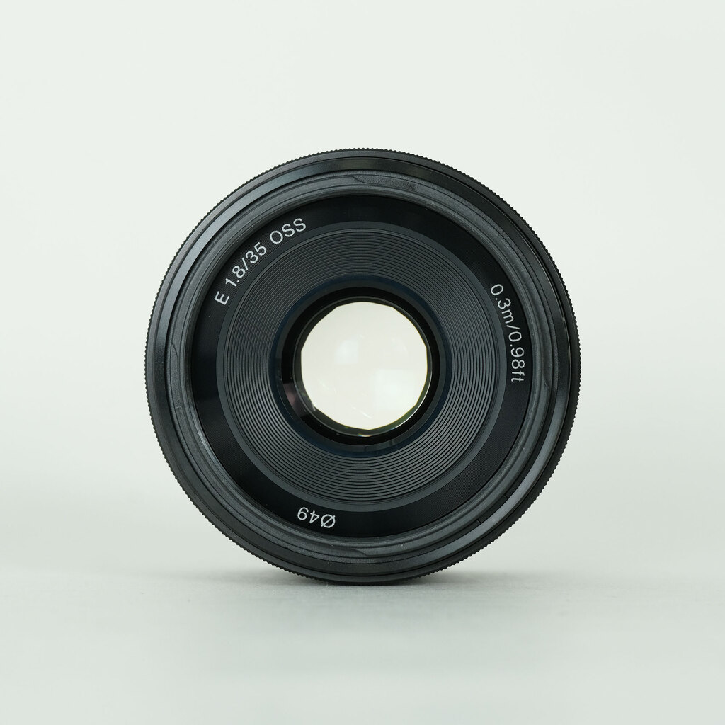 SONY E 35mm F1.8 OSS SEL35F18
