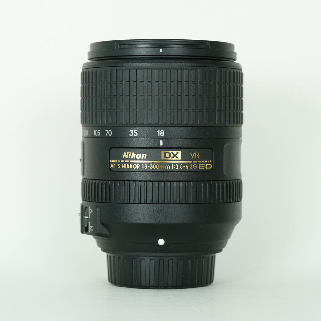 Nikon AF-S DX NIKKOR 18-300mm f/3.5-6.3G ED VR