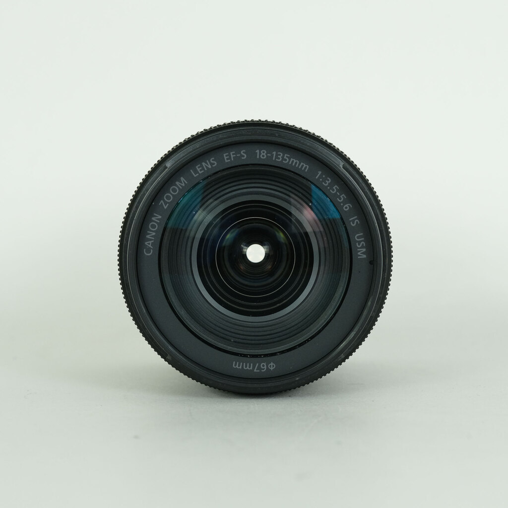 Canon EF-S18-135mm F3.5-5.6 IS USM Canon EF-S18-135mm F3.5-5.6 IS USM