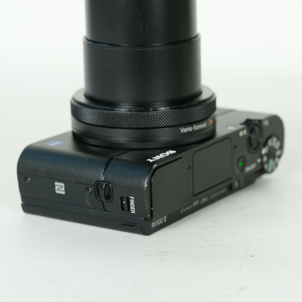 SONY Cyber-shot DSC-RX100M5Aの出品 | ONE SCENE（ワンシーン）