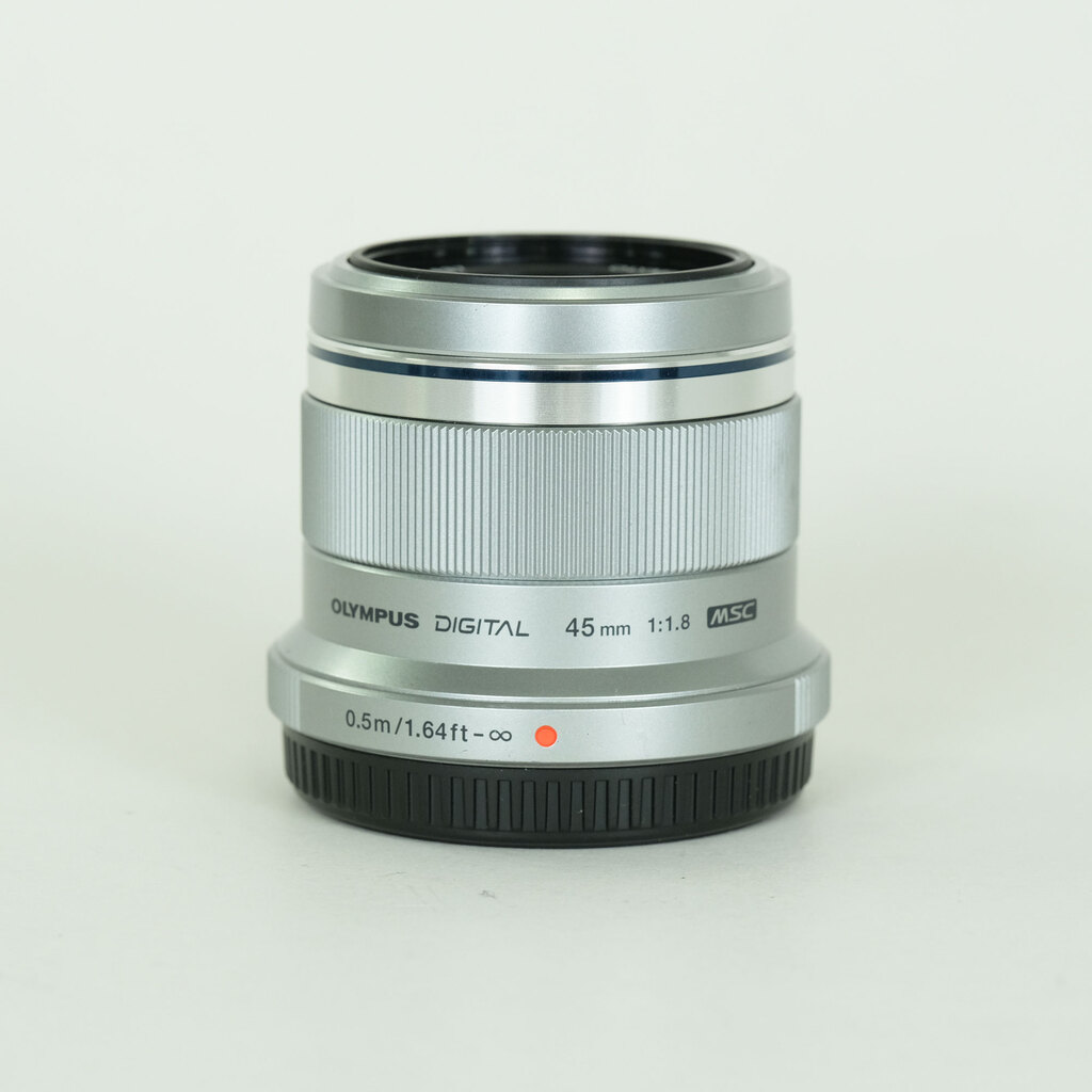 OLYMPUS M.ZUIKO DIGITAL 45mm F1.8