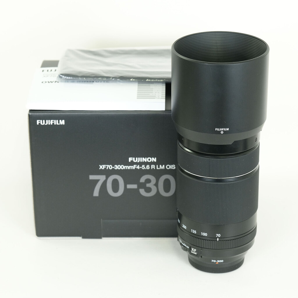FUJIFILM XF70-300mmF4-5.6 R LM OIS WR FUJIFILM XF70-300mmF4-5.6 R LM OIS WR