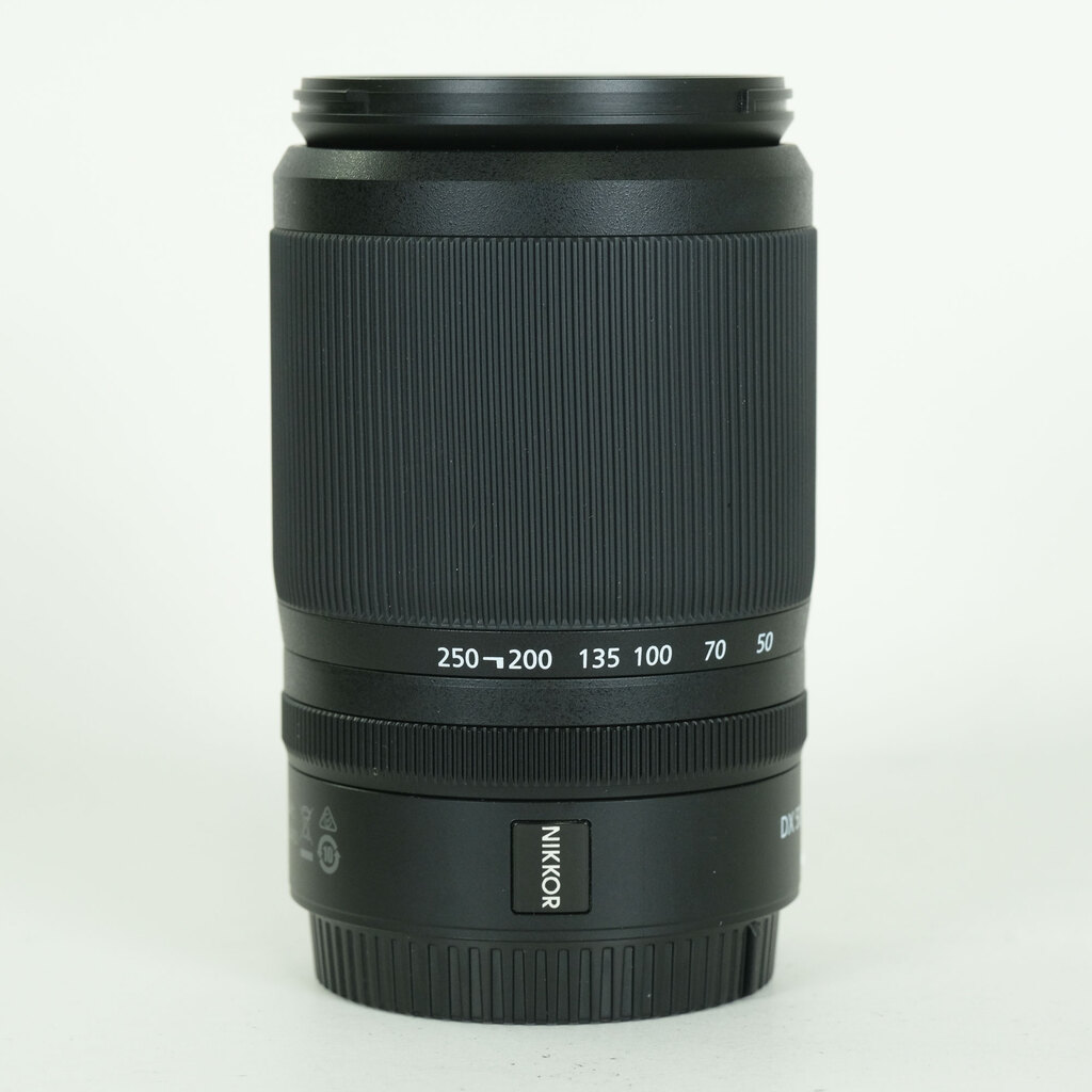 Nikon NIKKOR Z DX 50-250mm f/4.5-6.3 VR Nikon NIKKOR Z DX 50-250mm f/4.5-6.3 VR