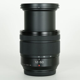 Panasonic LUMIX G VARIO 12-60mm / F3.5-5.6 ASPH. / POWER O.I.S.
