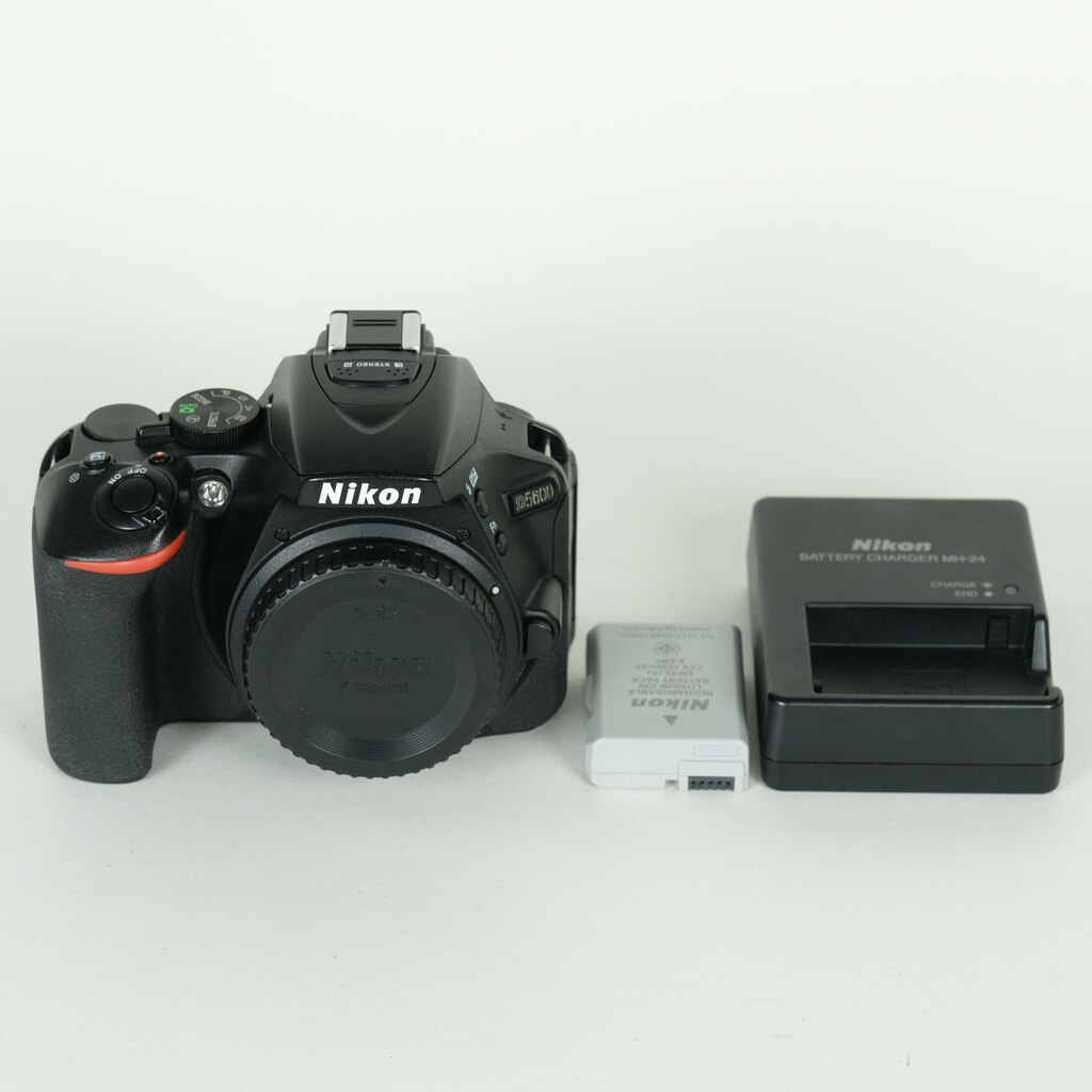 Nikon D5600