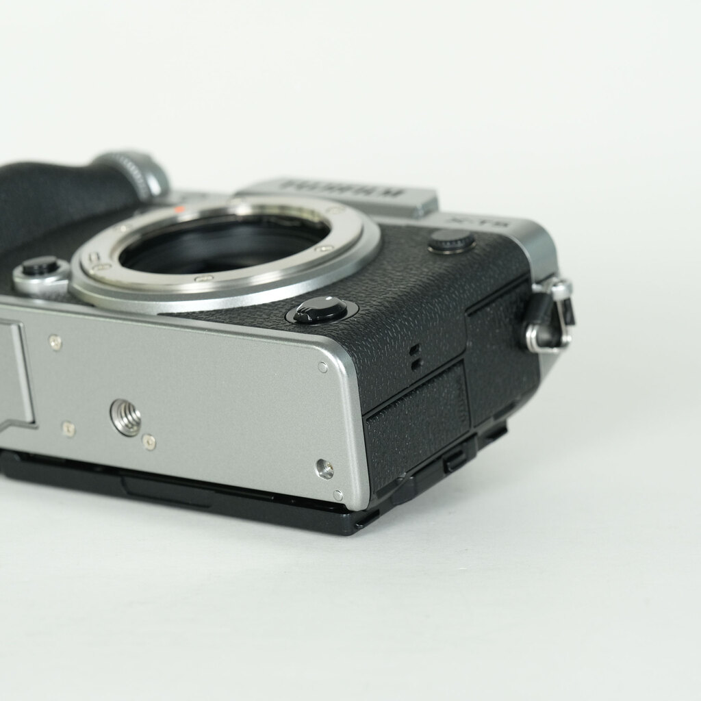 FUJIFILM X-T5の出品 | ONE SCENE（ワンシーン）