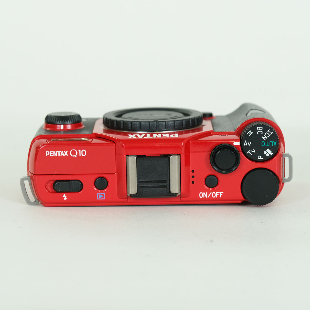 PENTAX Q10 ボディ レッド