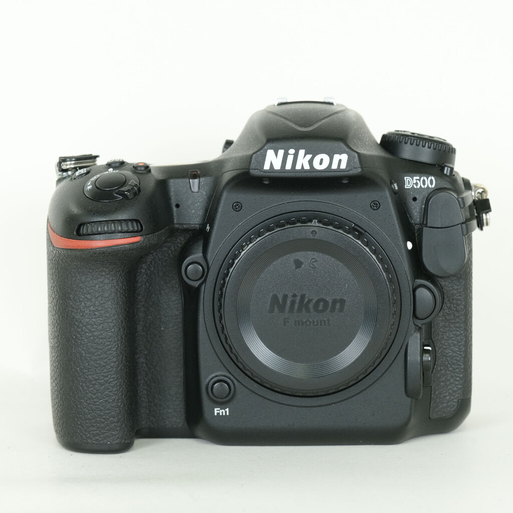 Nikon D500