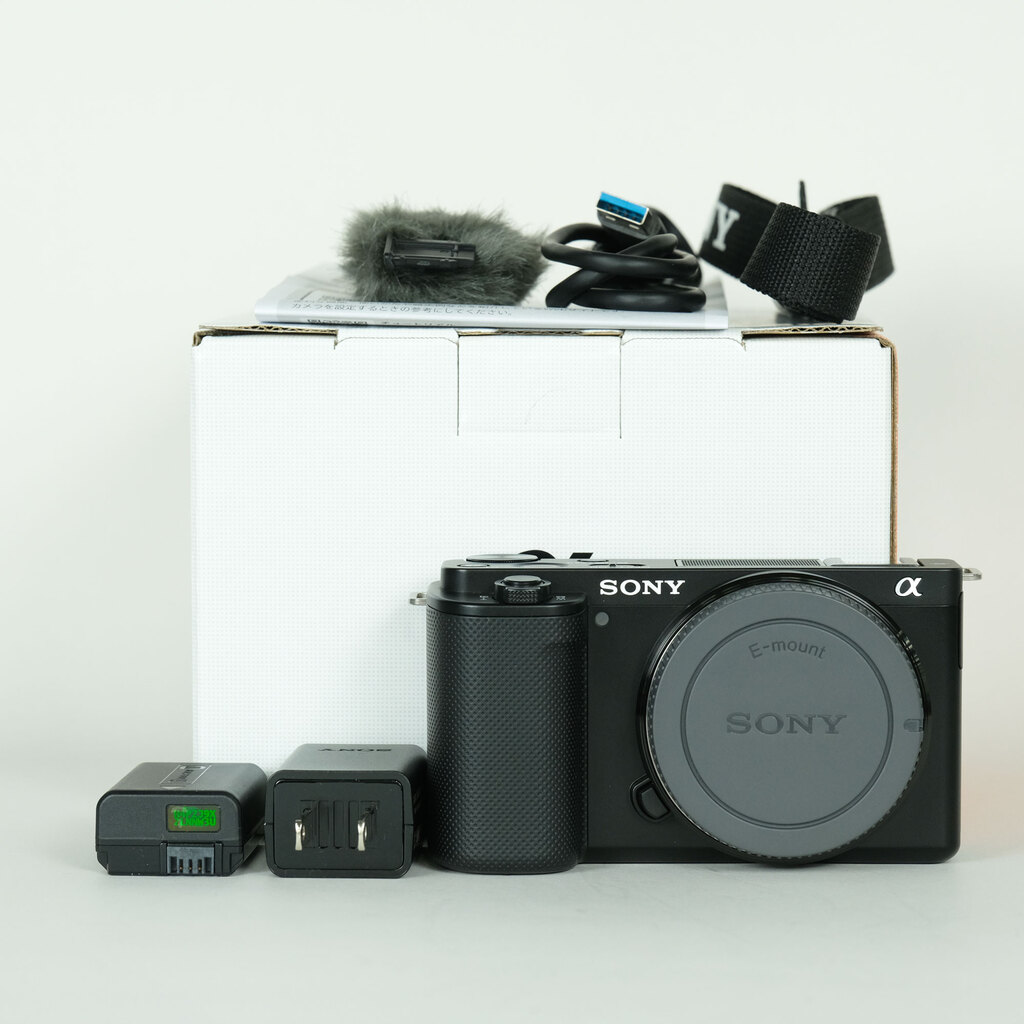 SONY VLOGCAM ZV-E10 [�{�f�B �u���b�N]