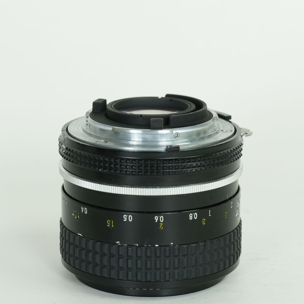 Nikon AI Nikkor 35mm F2S Nikon AI Nikkor 35mm F2S
