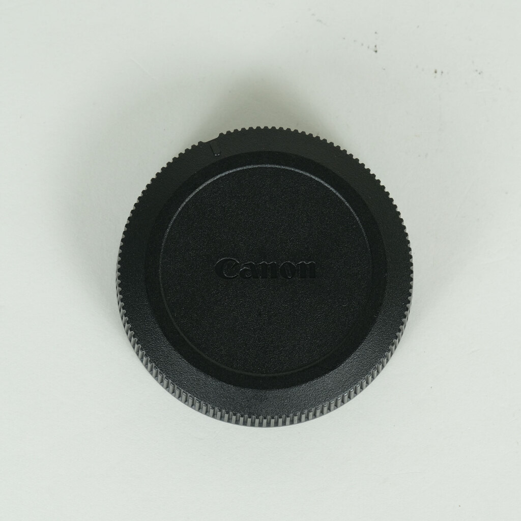 Canon RF16mm F2.8 STM