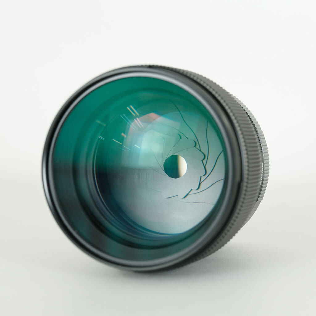 SIGMA 85mm F1.4 DG DN｜Art [ライカL用]