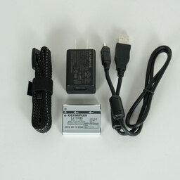 OLYMPUS STYLUS TG-870 Tough WHT ホワイト OLYMPUS STYLUS TG-870 Tough WHT ホワイト