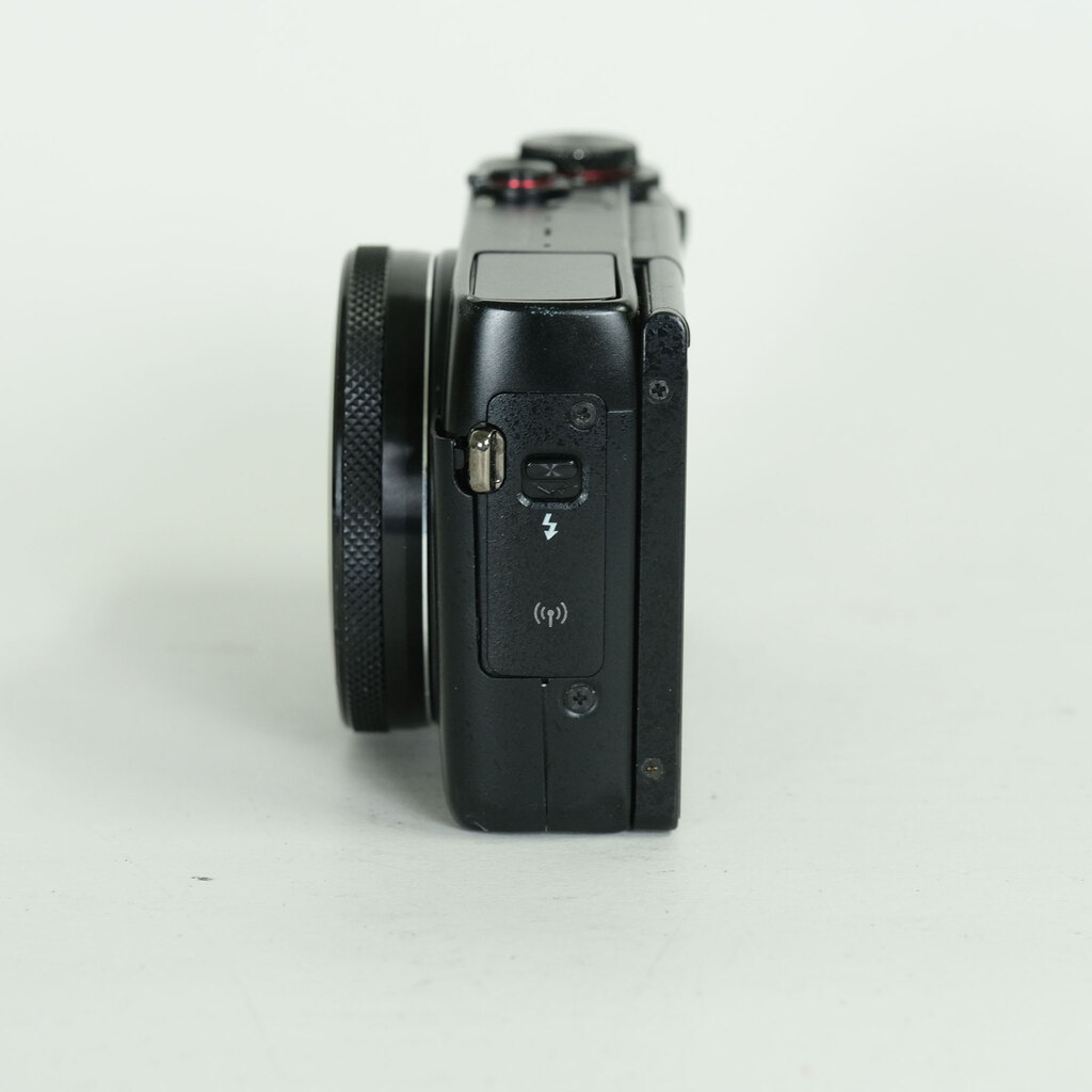 Canon PowerShot G7X