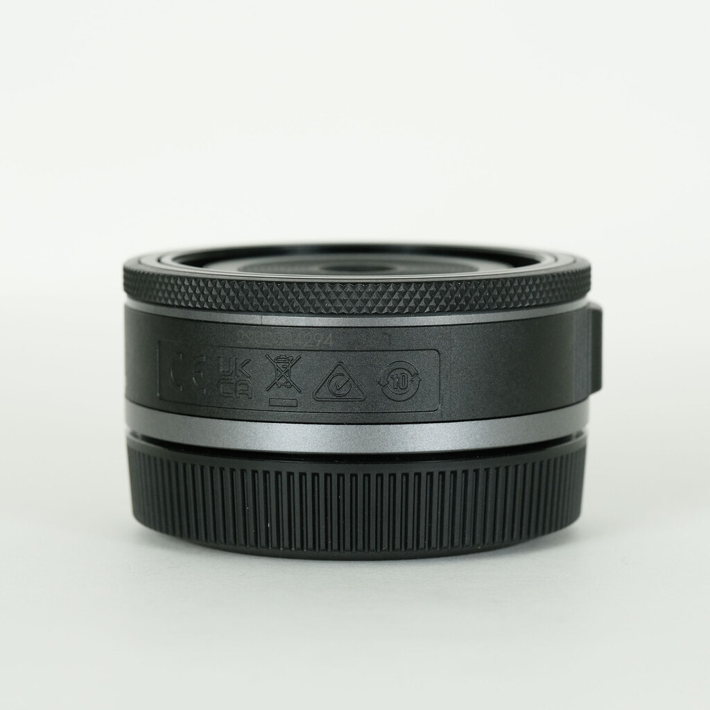 Canon RF28mm F2.8 STM