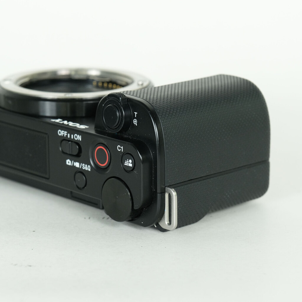 SONY VLOGCAM ZV-E10