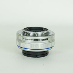 OLYMPUS M.ZUIKO DIGITAL 17mm F2.8 シルバー