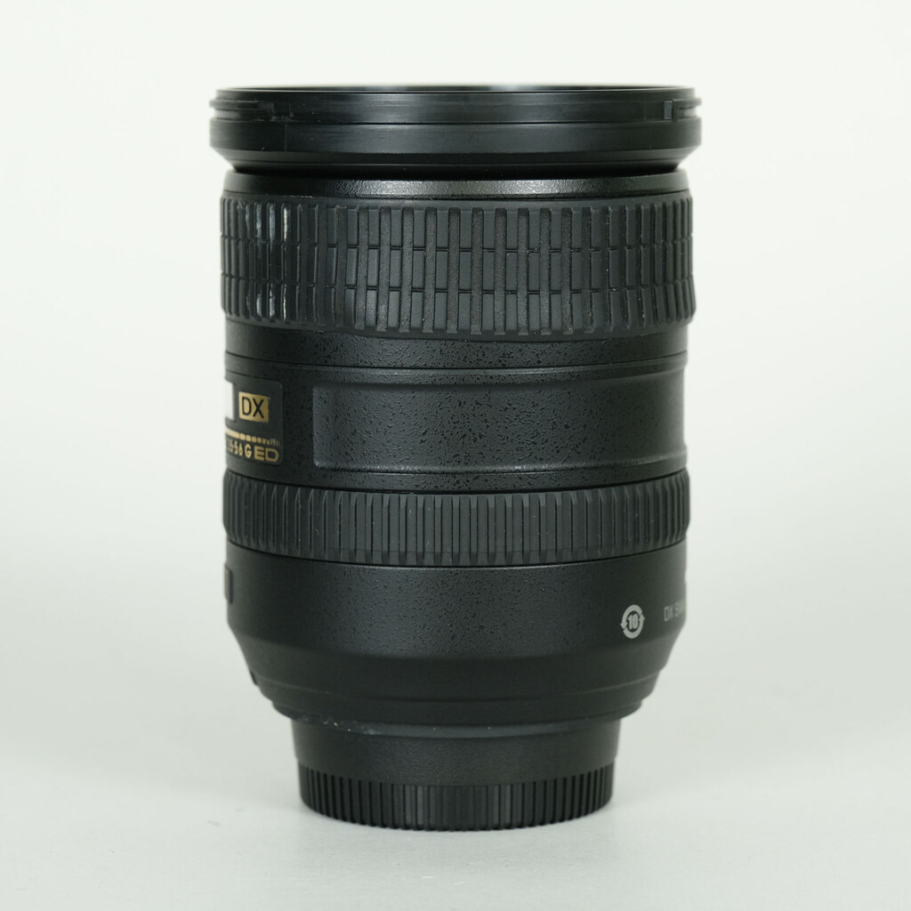 Nikon AF-S DX VR Zoom-Nikkor 18-200mm F3.5-5.6G IF-ED