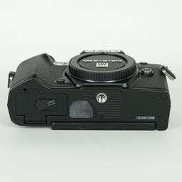 OM SYSTEM OM-5