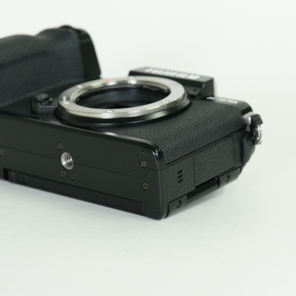 FUJIFILM X-S10
