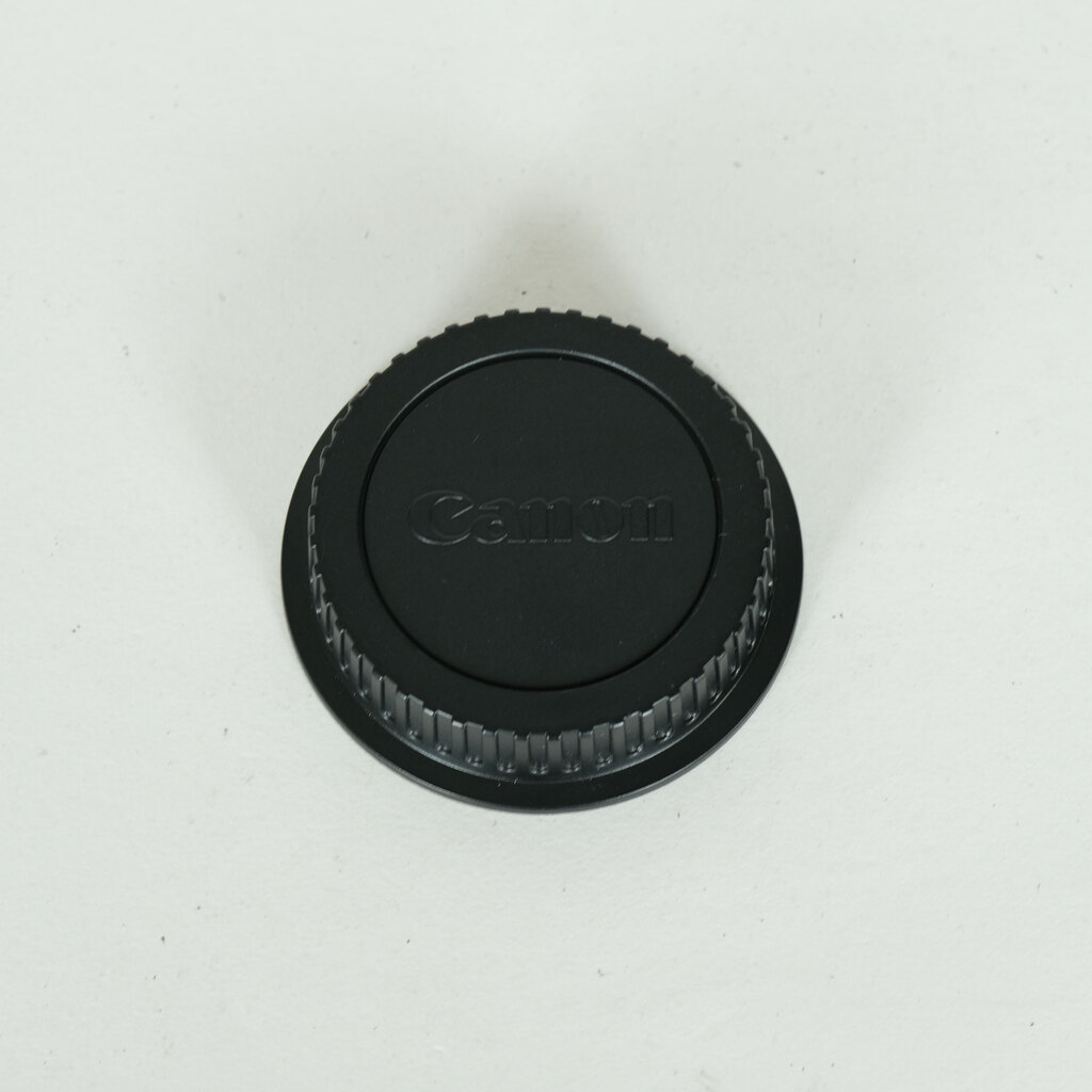 Canon EF-S18-55mm F4-5.6 IS STM Canon EF-S18-55mm F4-5.6 IS STM