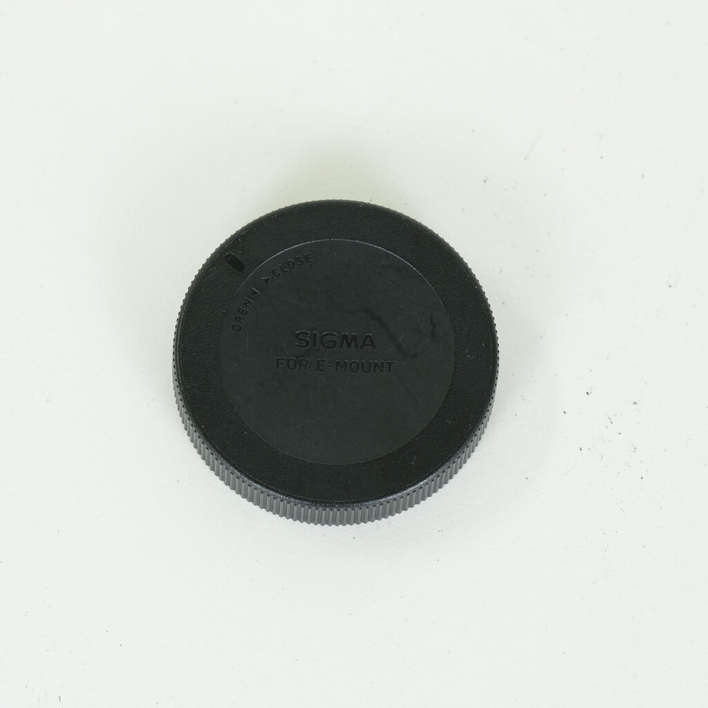 SONY E 11mm F1.8 SEL11F18