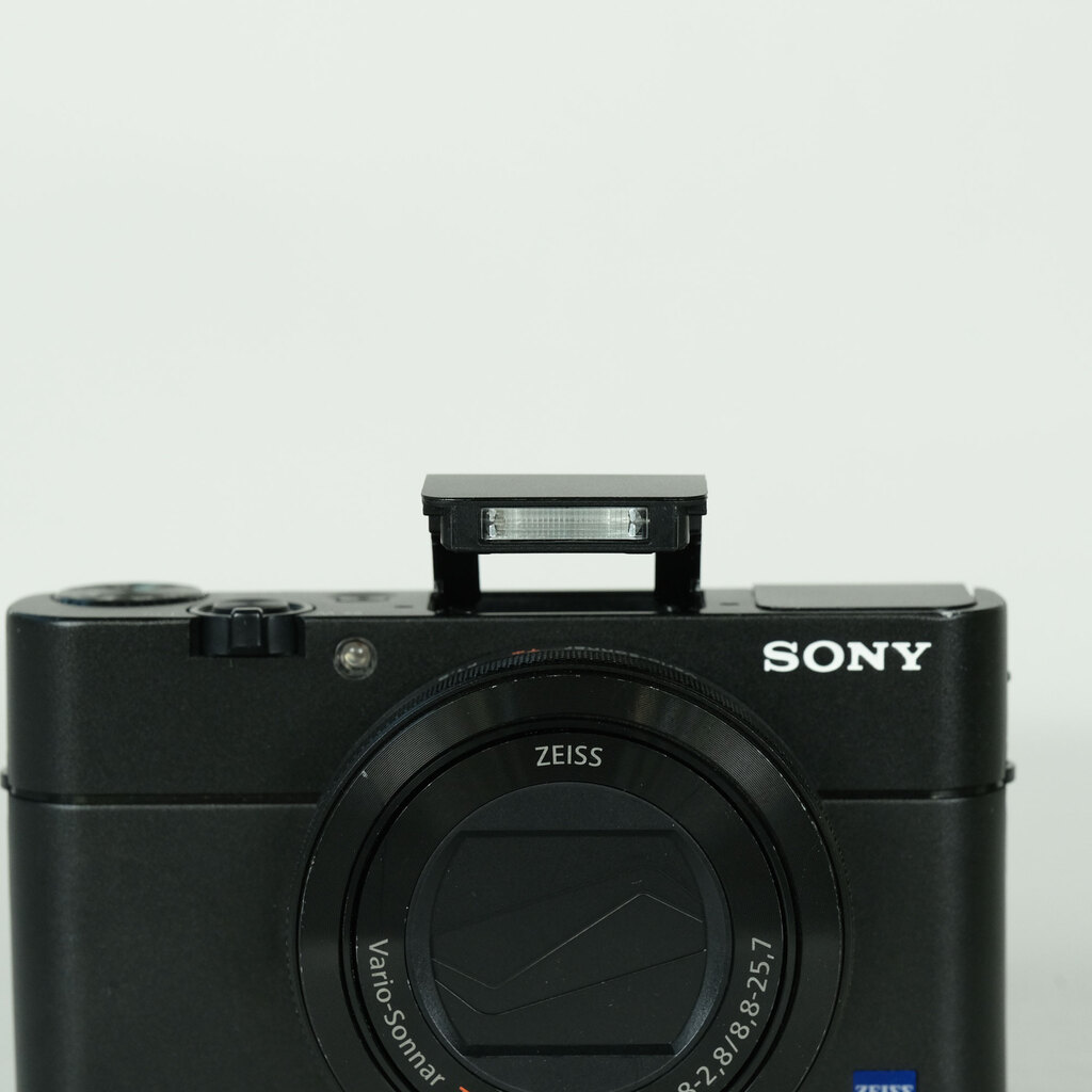 SONY Cyber-shot DSC-RX100M5Aの出品 | ONE SCENE（ワンシーン）