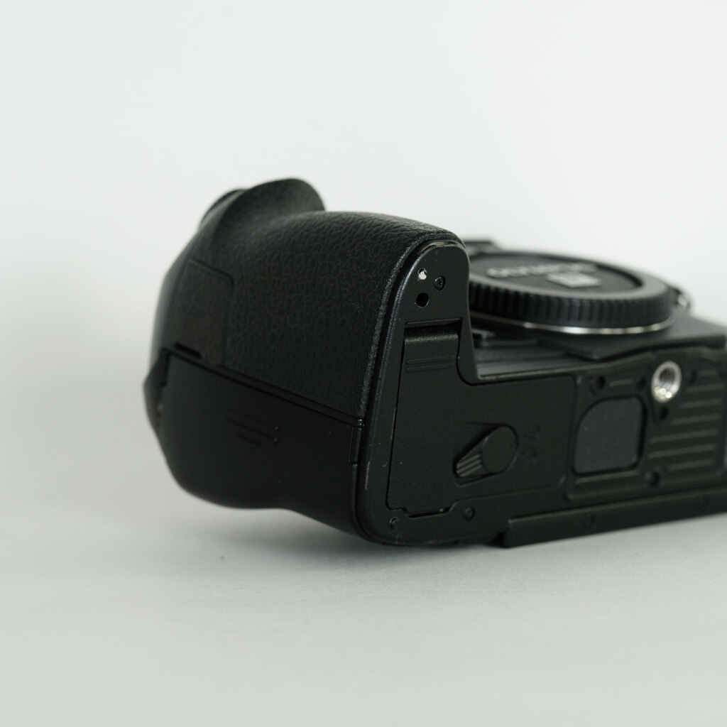 OLYMPUS OM-D E-M1 Mark III