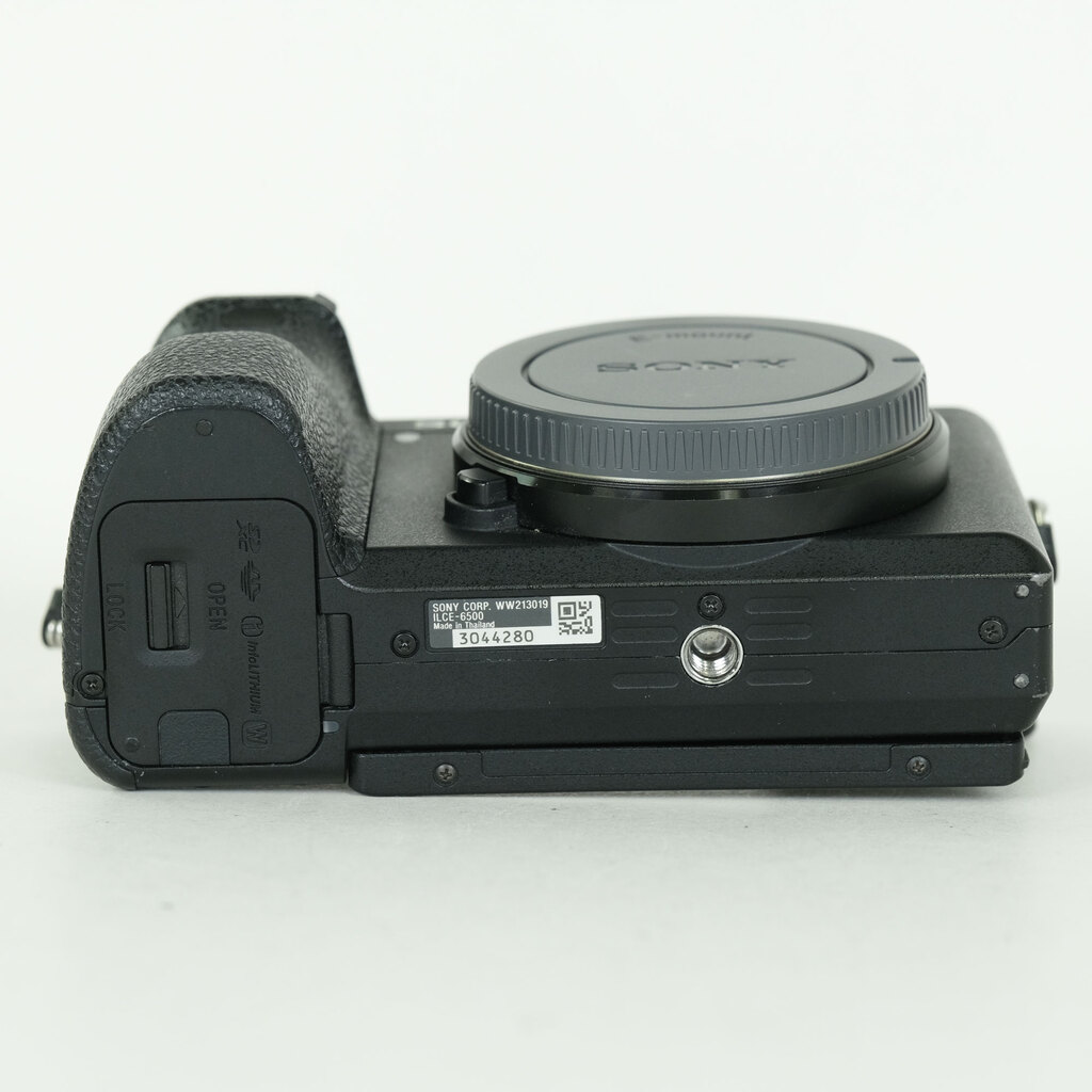 SONY α6500（ILCE-6500）
