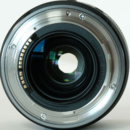 Canon RF35mm F1.8 MACRO IS STM