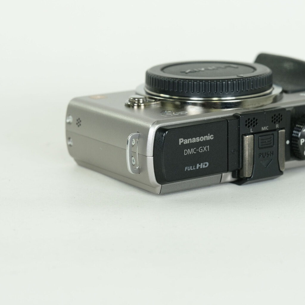 Panasonic LUMIX DMC-GX1-S ボディ ブレードシルバー