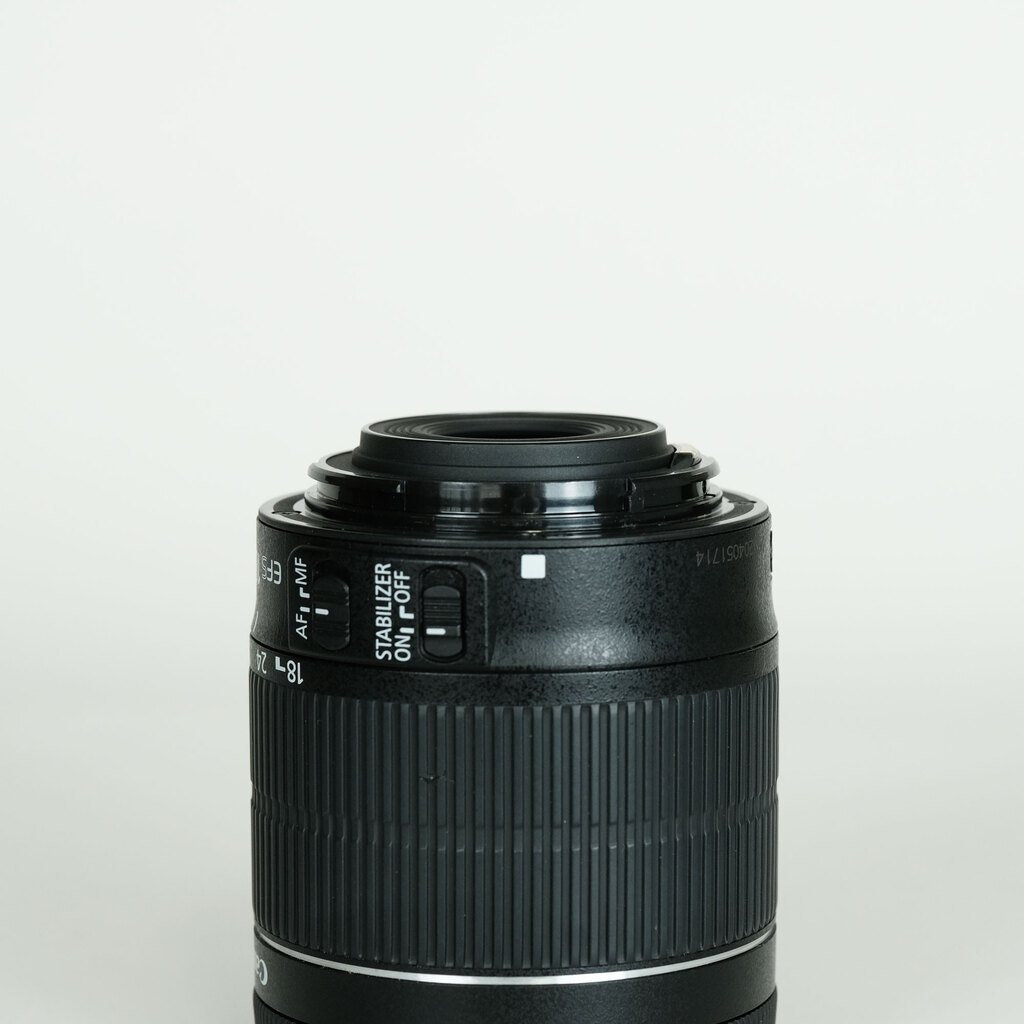 Canon EF-S18-55mm F3.5-5.6 IS STM