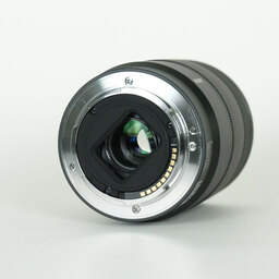 SONY E 18-135mm F3.5-5.6 OSS SEL18135