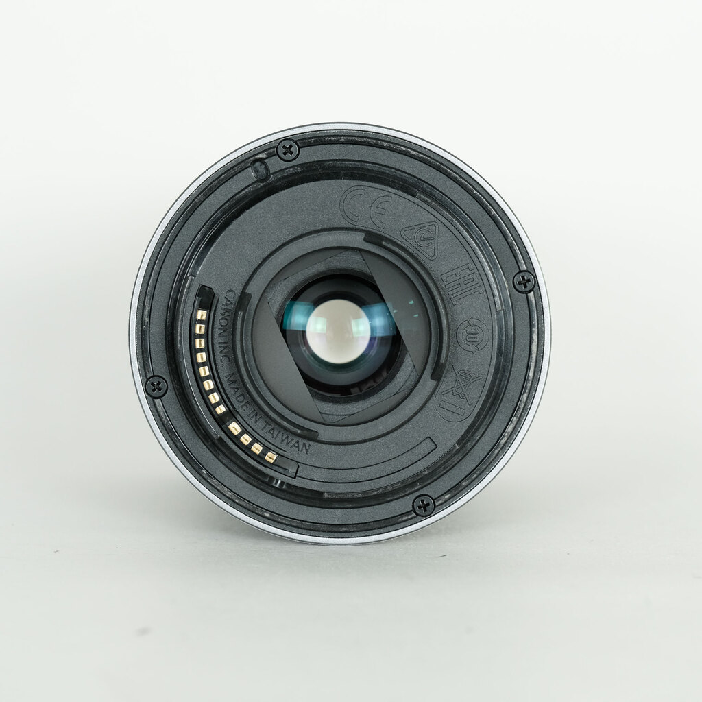 Canon RF-S18-150mm F3.5-6.3 IS STM