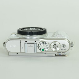 OLYMPUS PEN E-PL9
