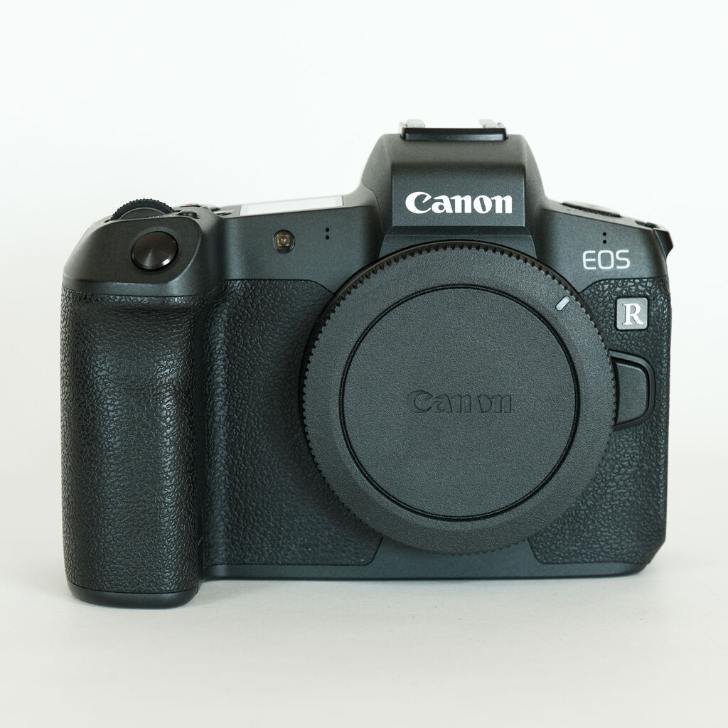 Canon EOS R