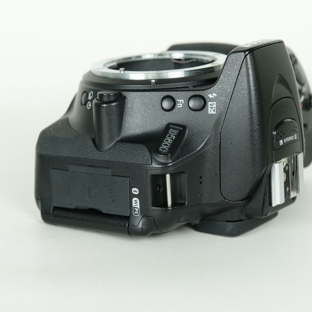 Nikon D5600