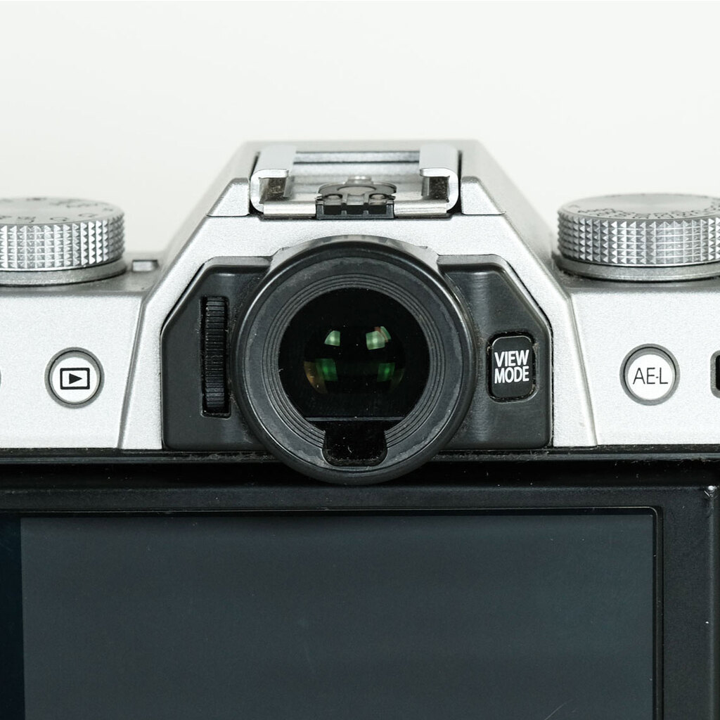 FUJIFILM X-T10 ボディ シルバー