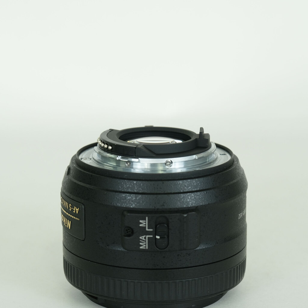 Nikon AF-S DX NIKKOR 35mm f/1.8G