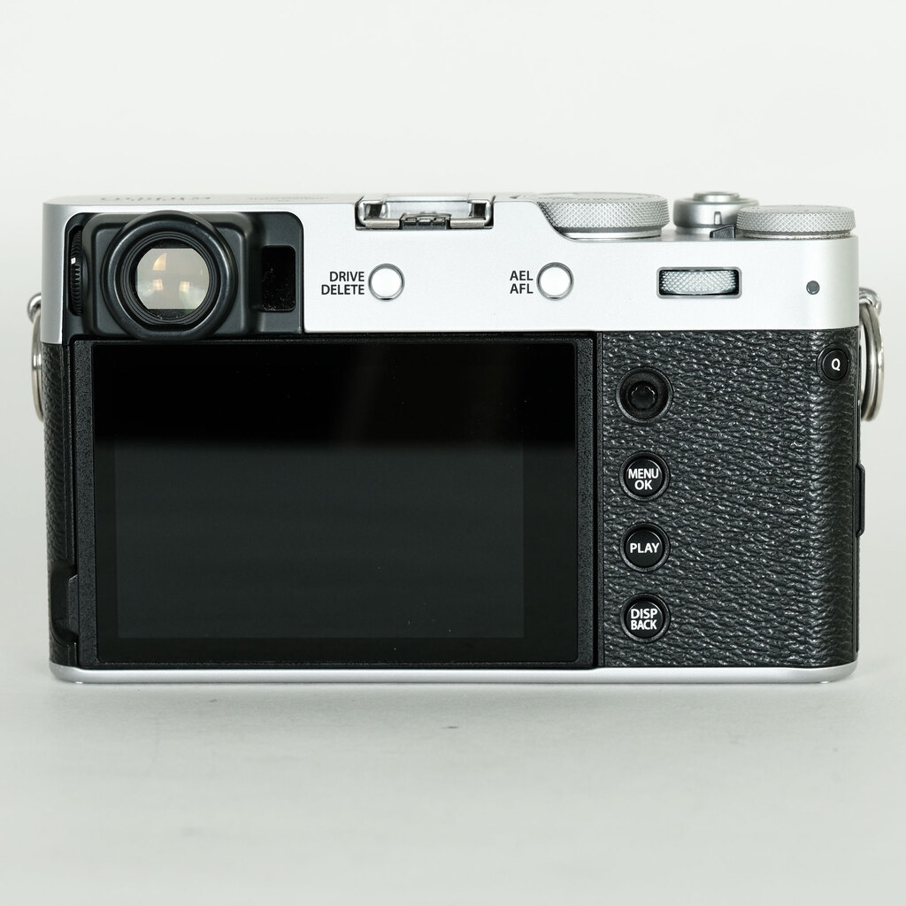 FUJIFILM X100V シルバー