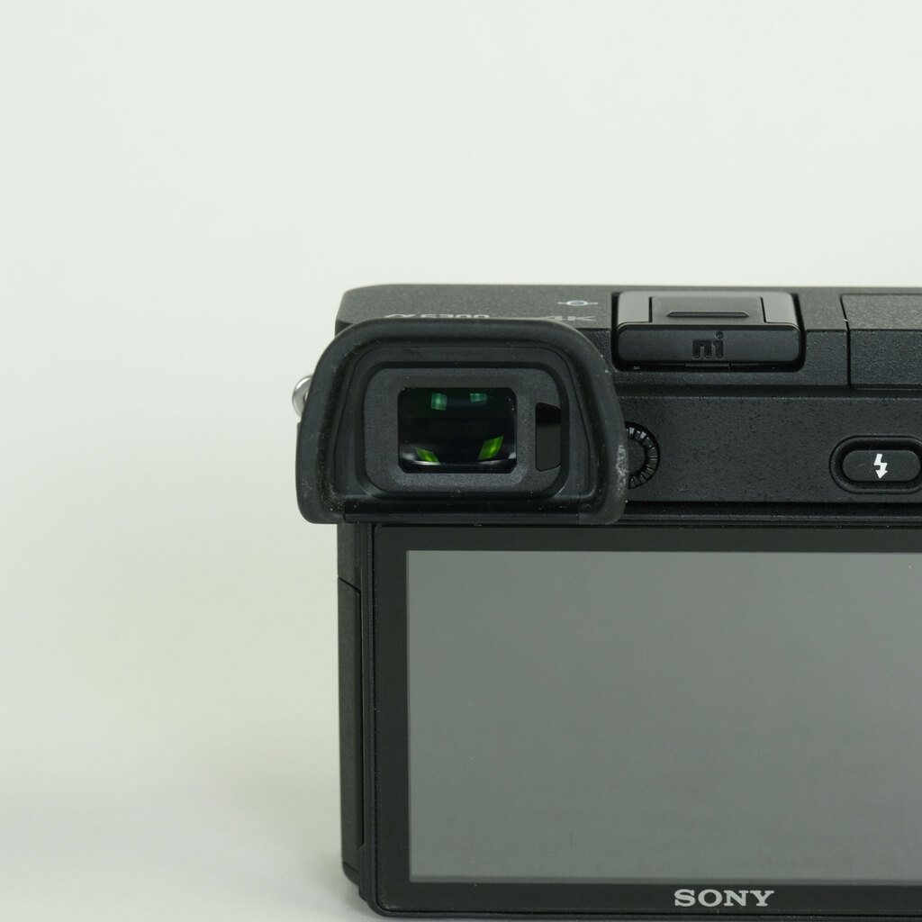 SONY α6300(ILCE-6300) SONY α6300(ILCE-6300)